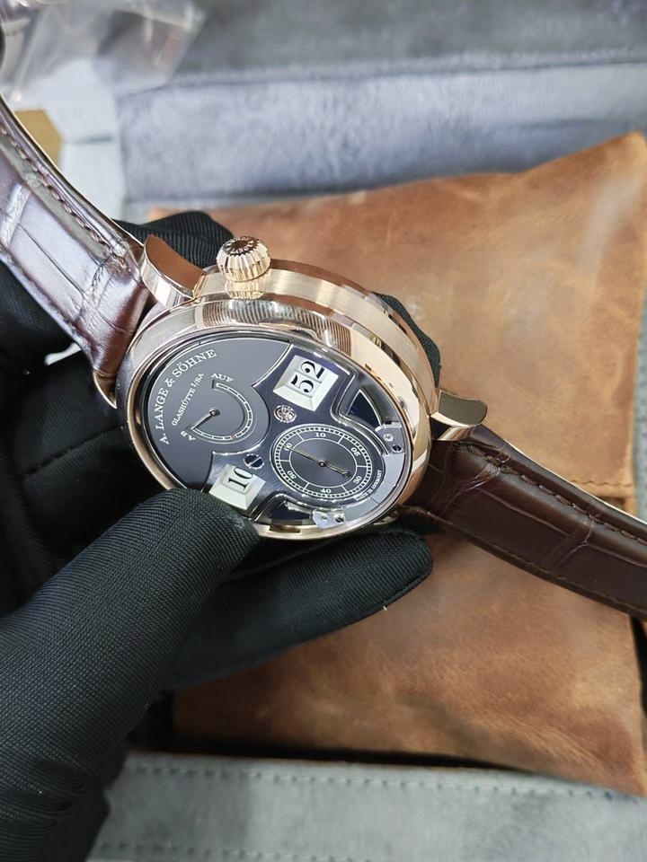 A. Lange & Söhne Zeitwerk Minute Repeater Honeygold