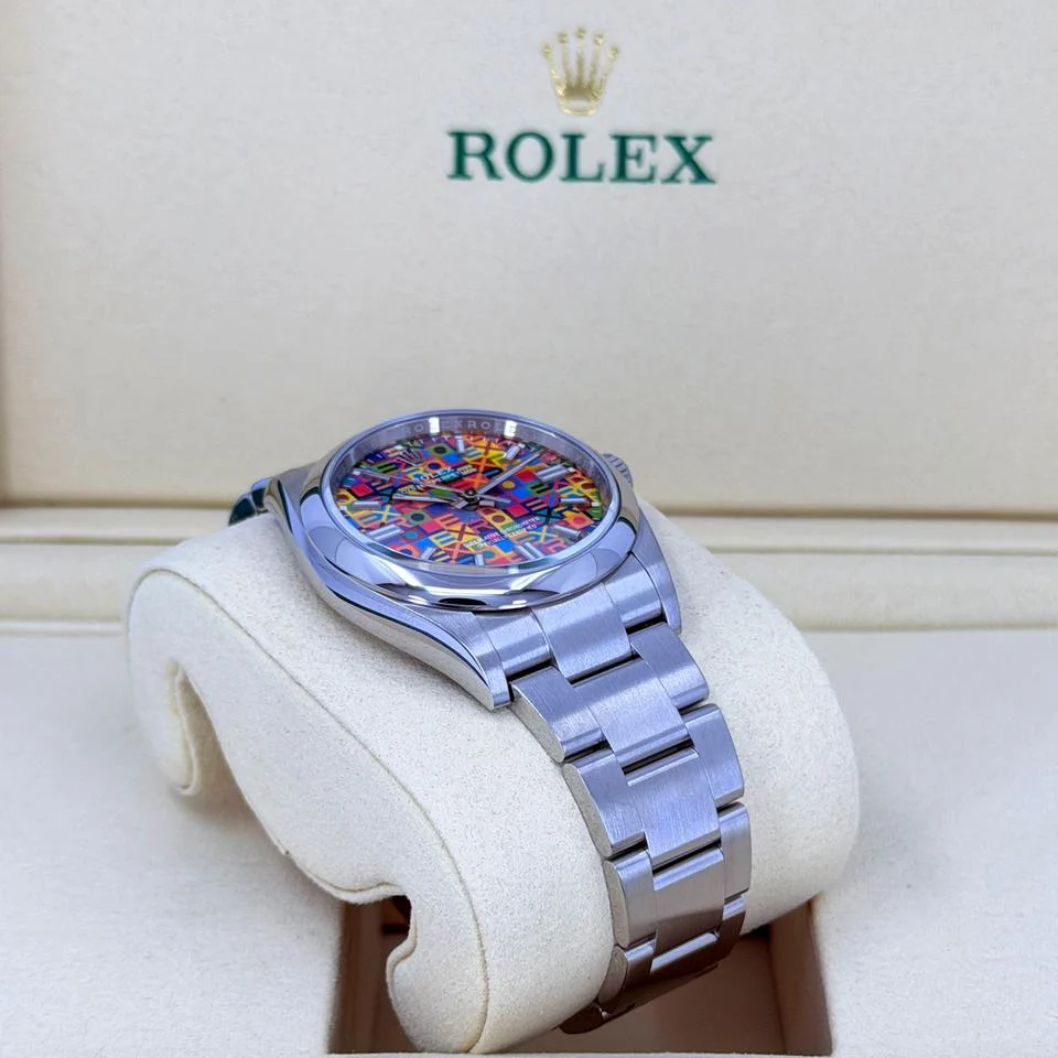 Rolex Oyster Perpetual 36 126000 Jubilee Motif Dial