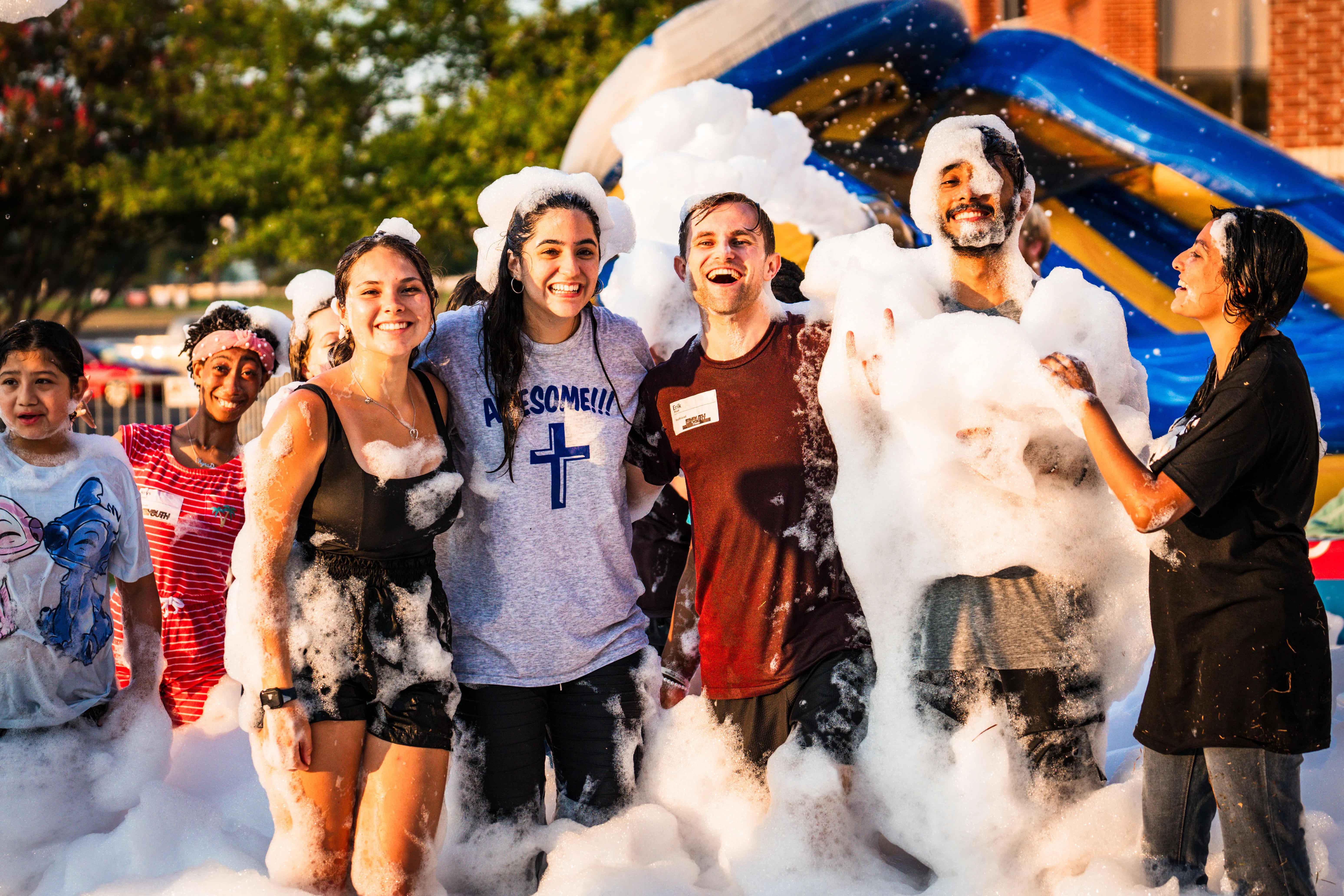 Foamdaddy foam machine and foam party rentals for large foam party events.