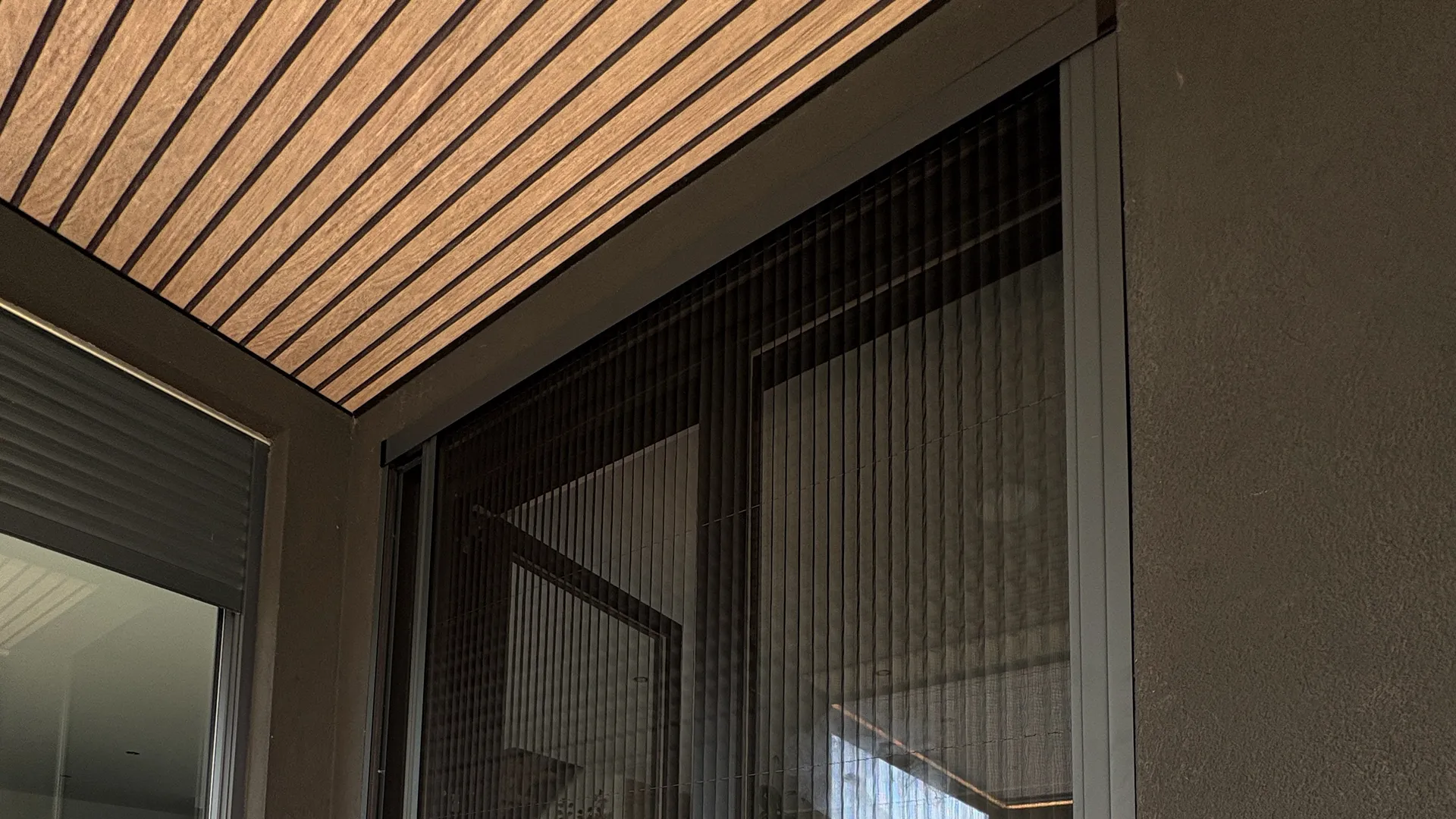 Hexagone Pergola - Dépannage Moustiquaires