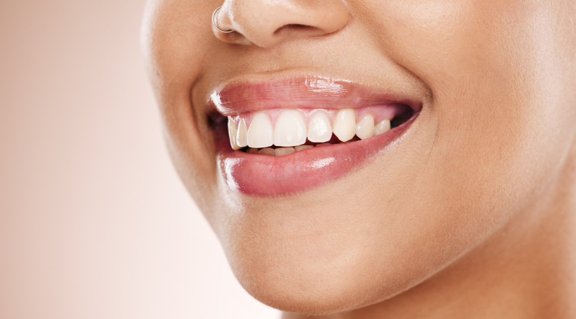 Así debes cepillarte los dientes para evitar dañar tus encías