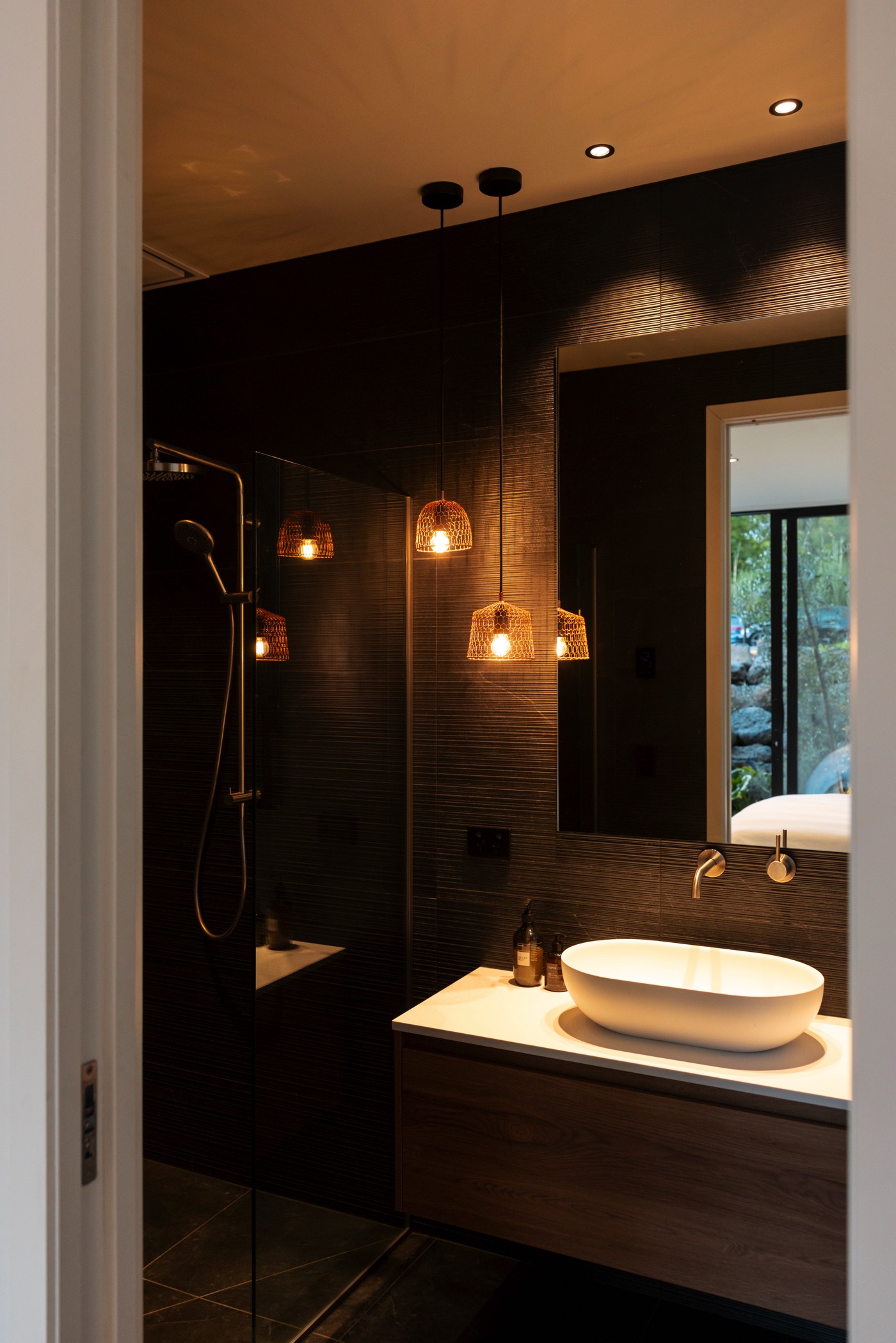 Modern architectural shed 