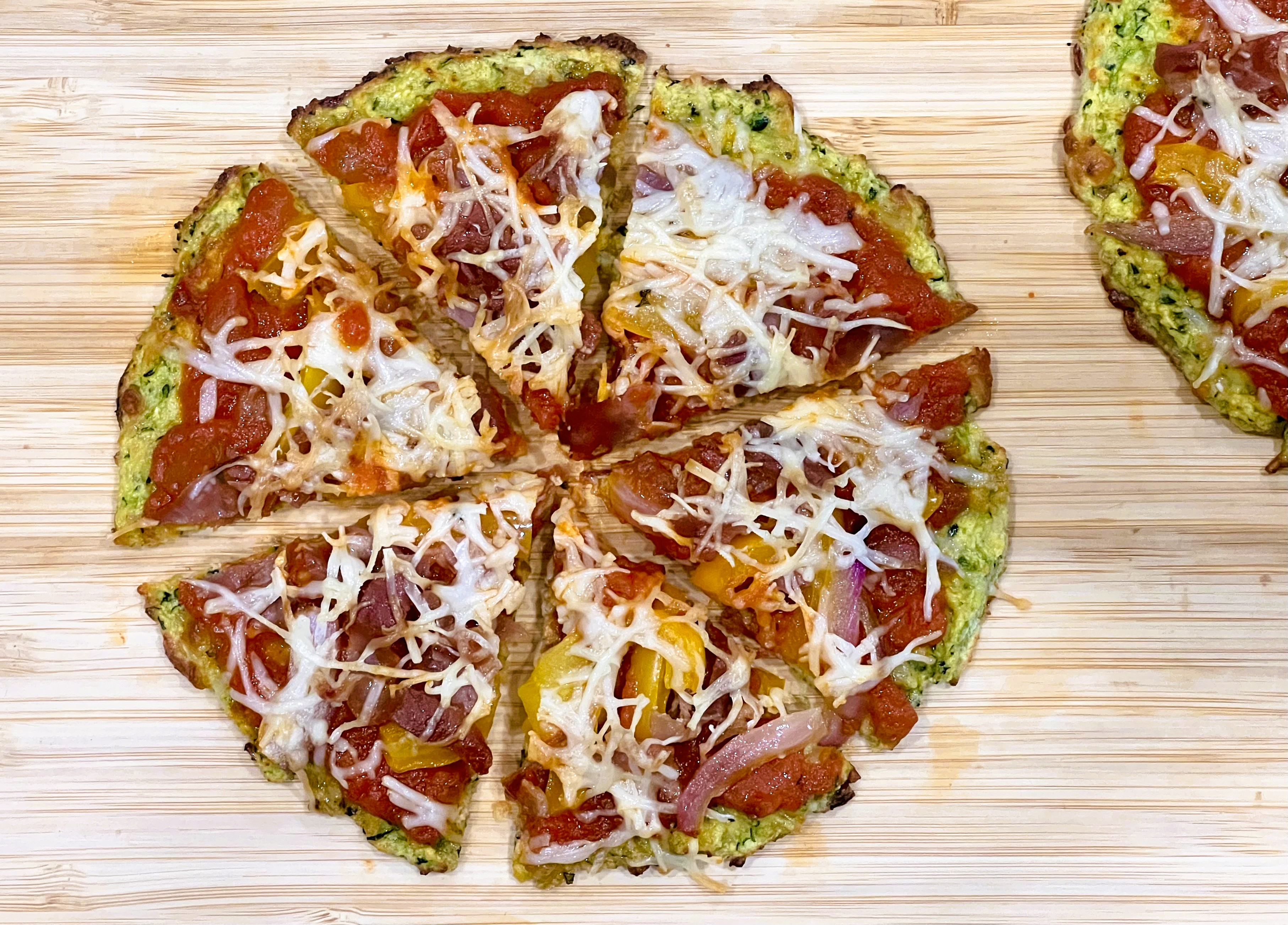 Zucchini pizza crust with toppings