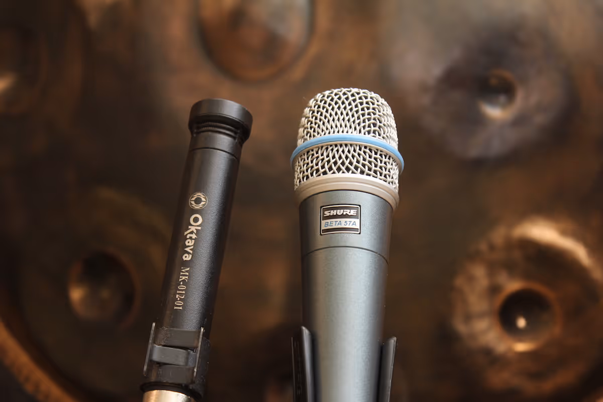 Match : Oktava MK012 vs Shure Beta 57a