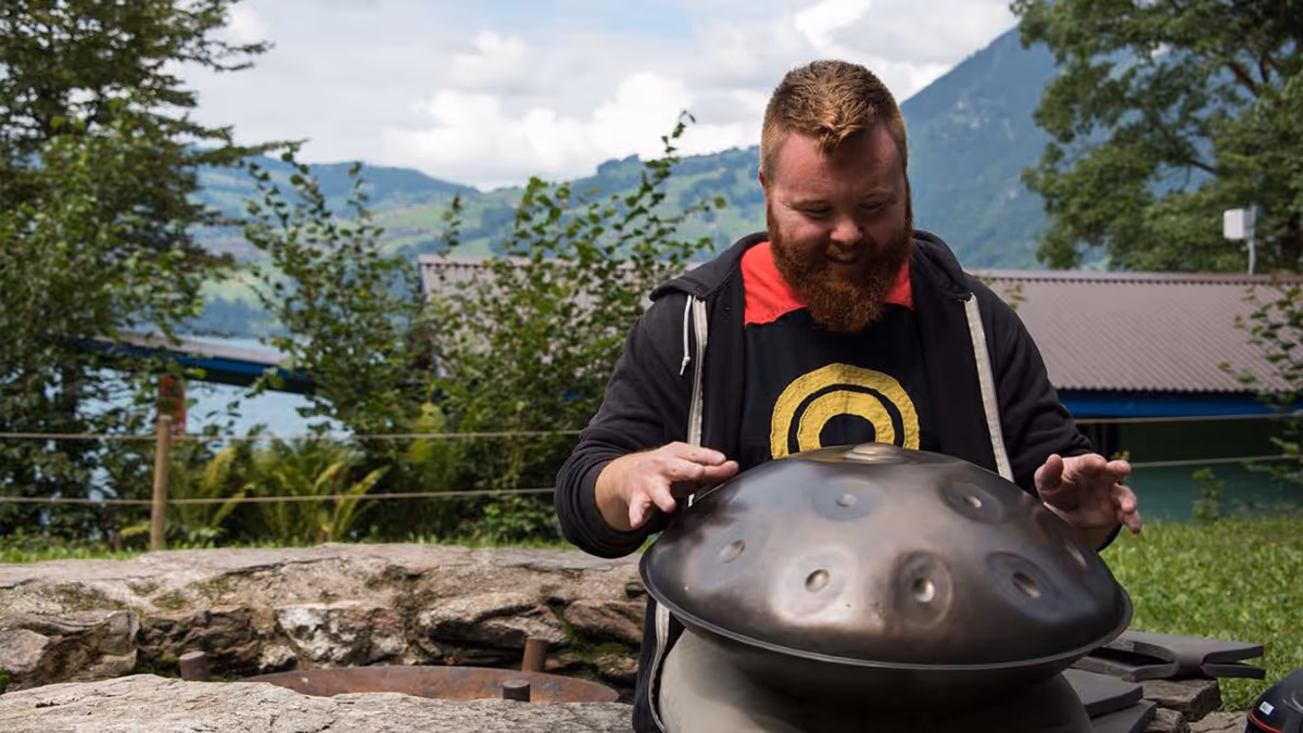 Découvrez Dan Mulqueen