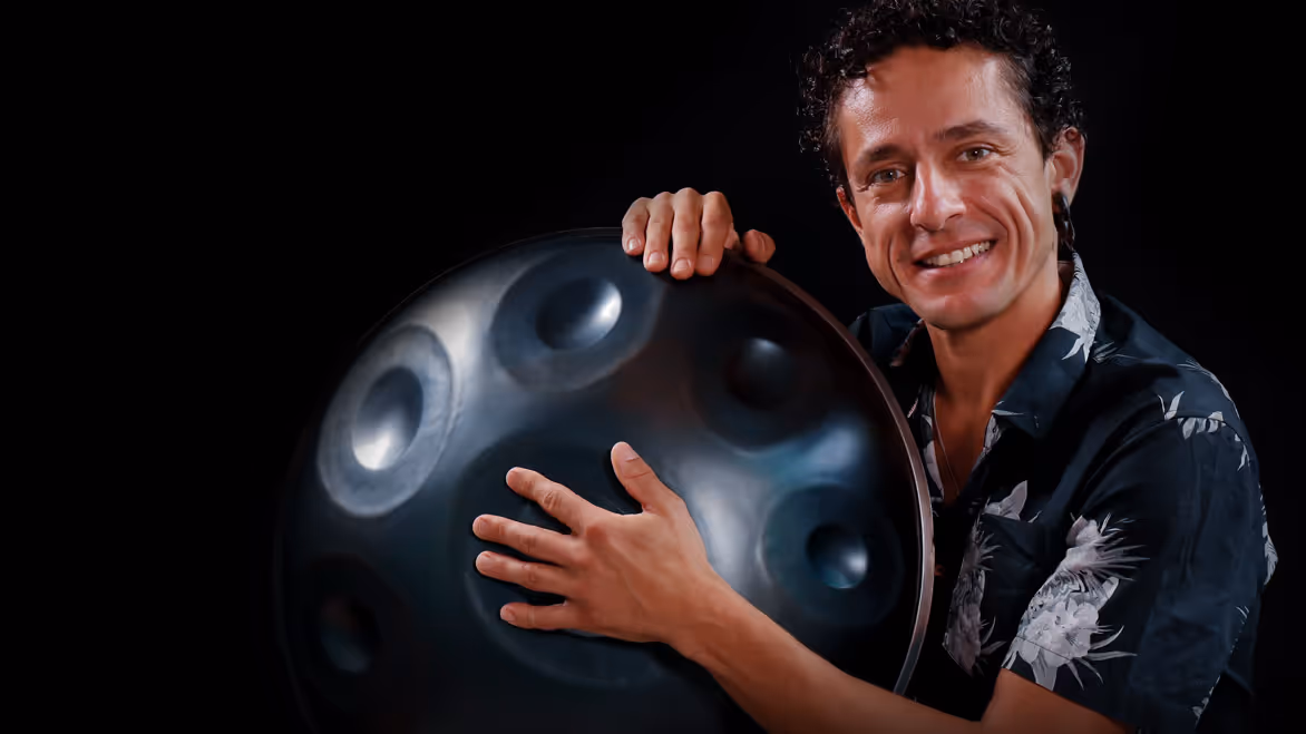 Interview with the Grammy nominated handpan player Alexandre Lora