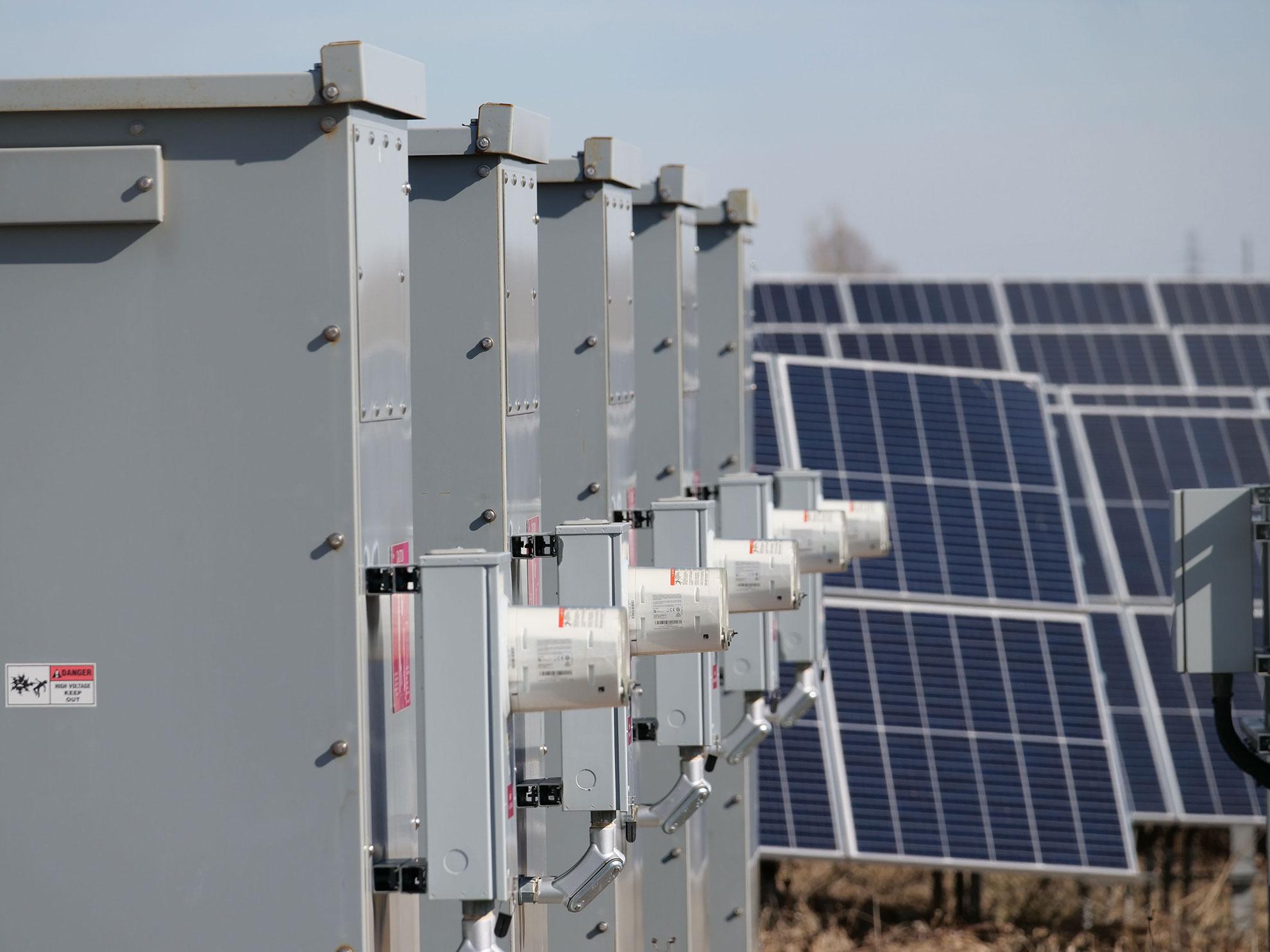 By integrating layout design, energy simulation, and project economics within a single workflow, PVFARM enables solar teams to improve energy management, optimize system components, and make more informed decisions across utility-scale renewable energy projects.