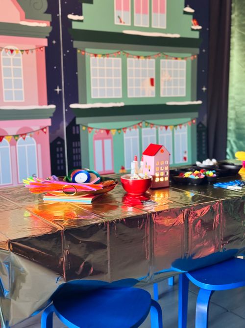 Creatieve knutselhoek voor kinderen in het Pop-up Sinterklaashuis