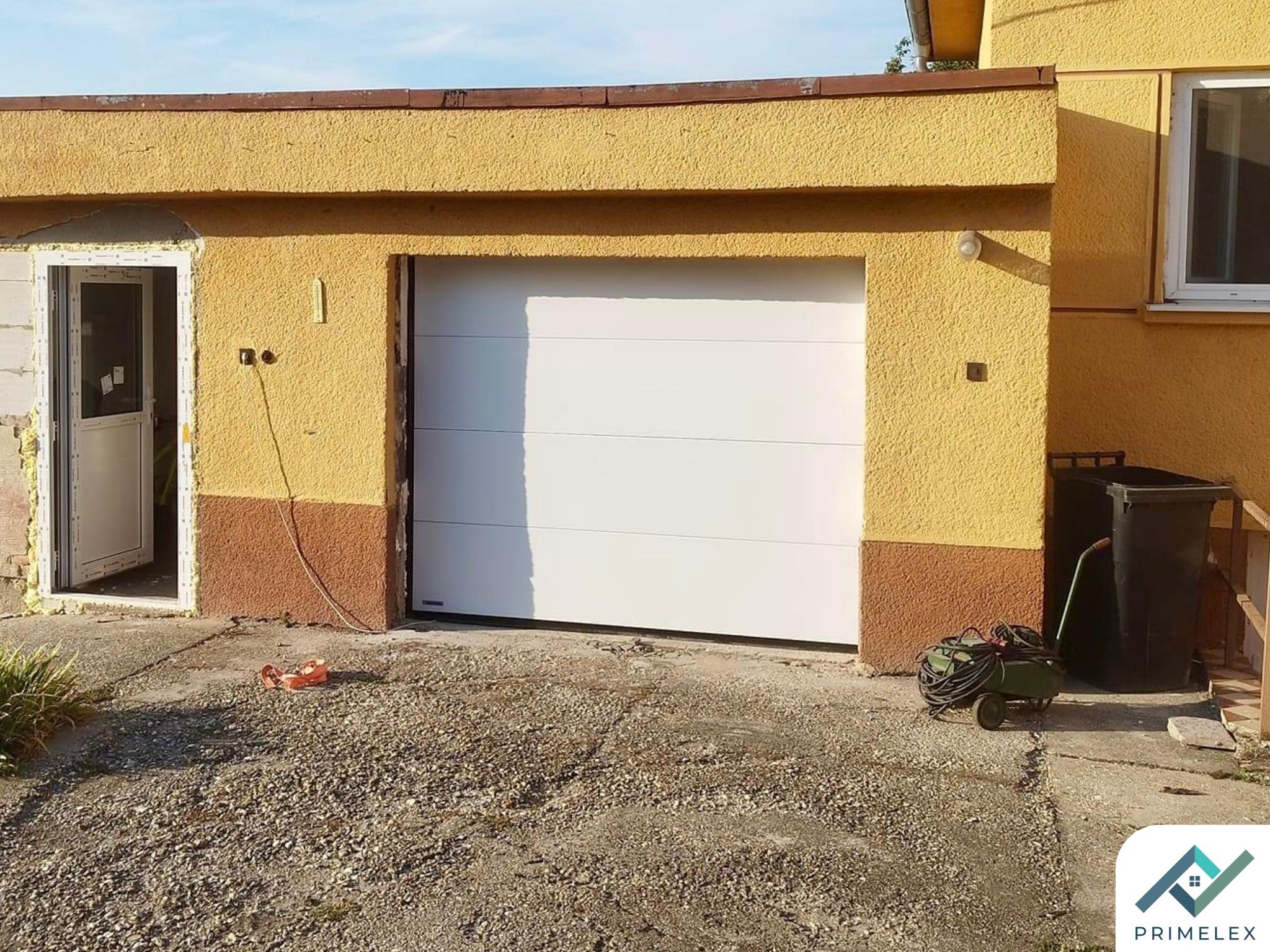 Garážové brány, vchodové dvere - Trnava