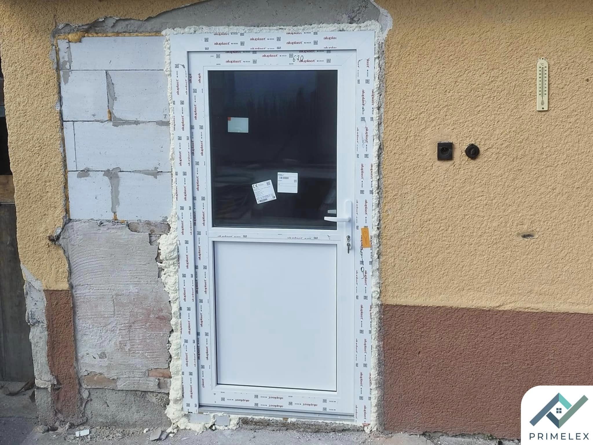 Garážové brány, vchodové dvere - Trnava