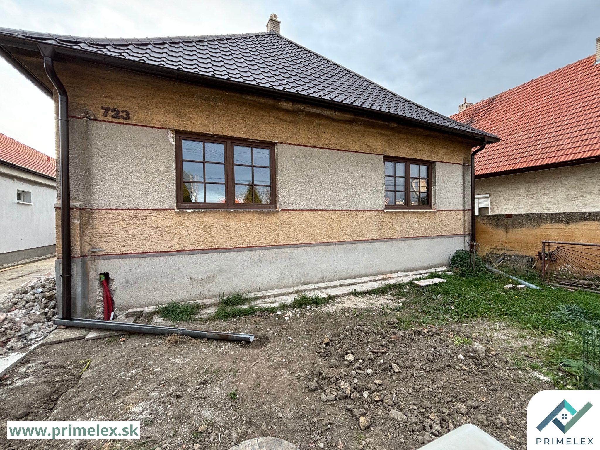 Plastové okná, vchodové dvere, posuvné systémy - Váhovce