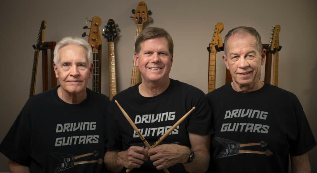 Live music with the Driving Guitars