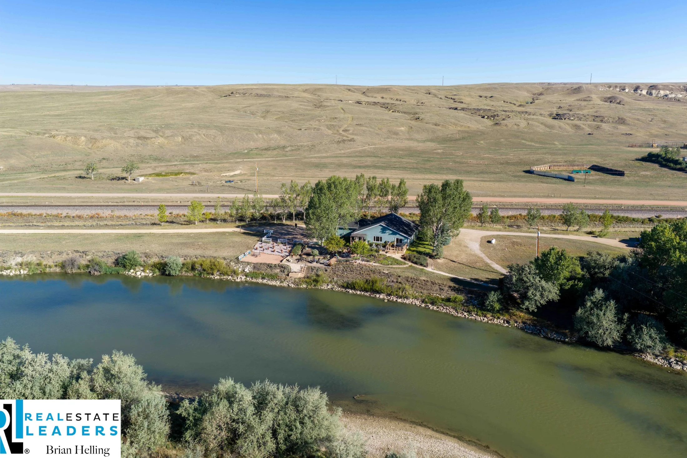 A wider perspective on the river setting