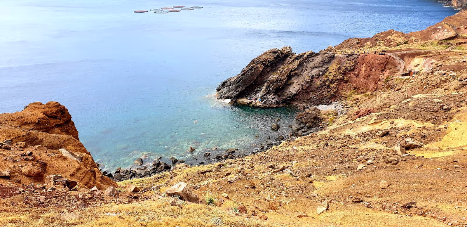 A beach in the back at Ponta de São Lourenço (PR8)