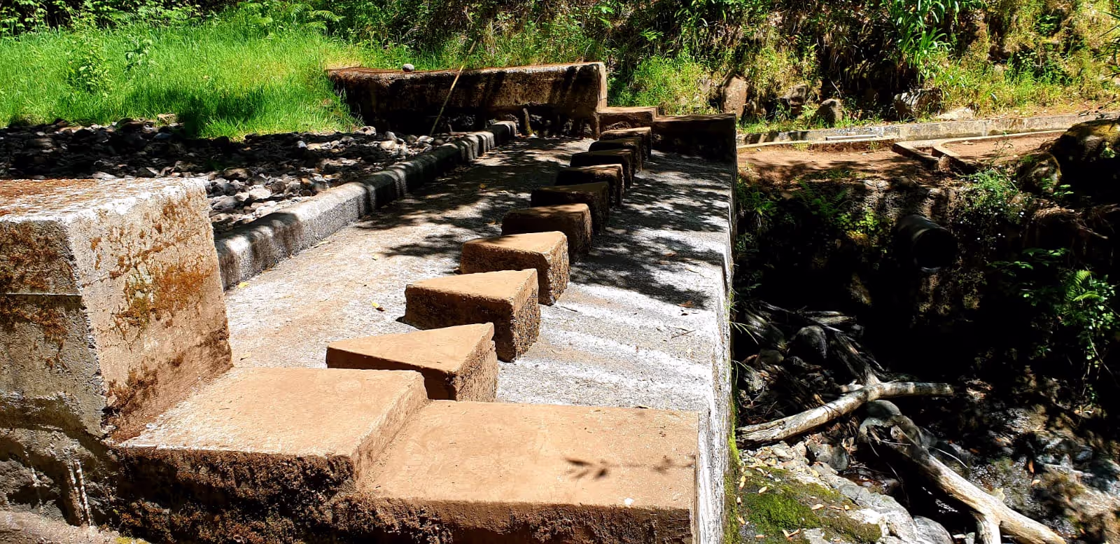 Classic bridge at Looptrail of Maloeira