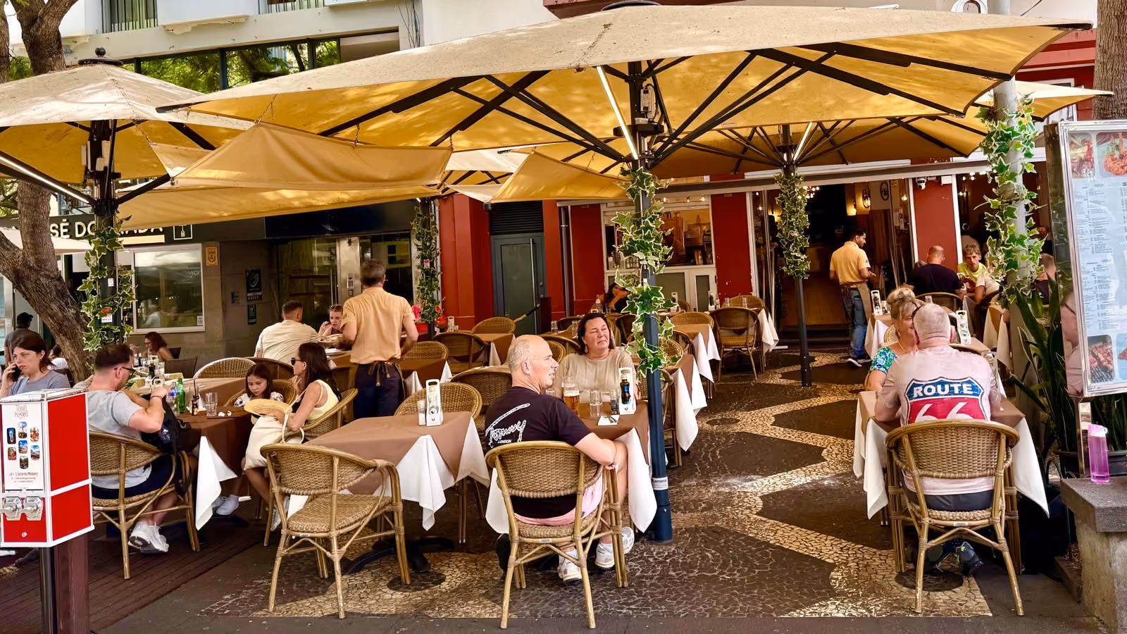 Apolo Restaurant right next to the City Center in Funchal