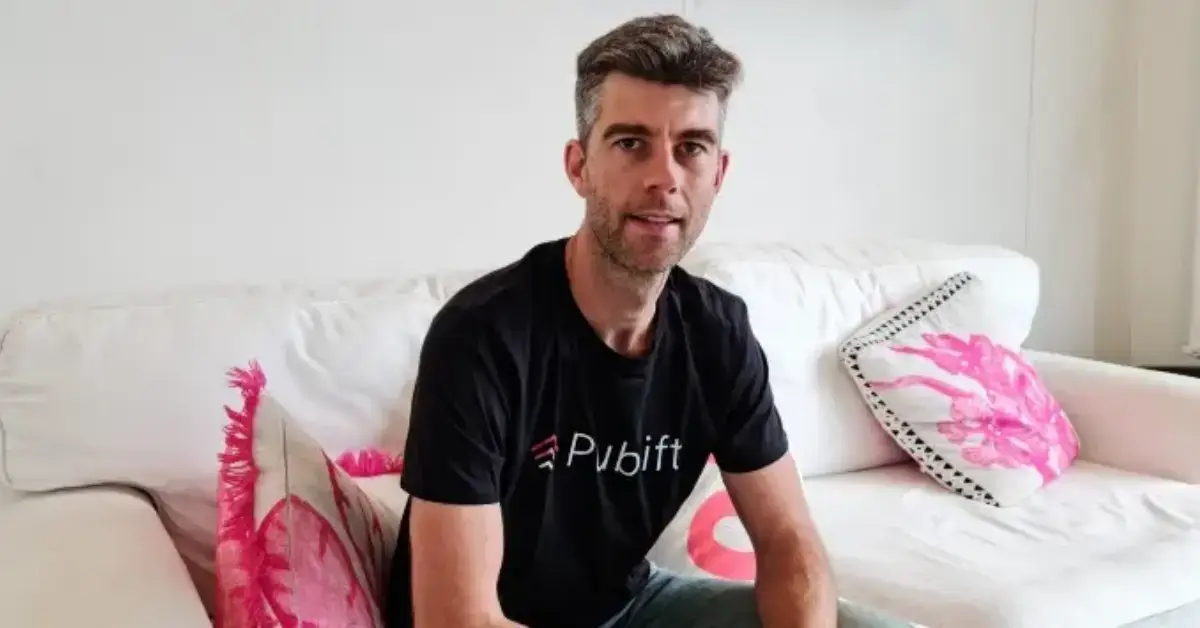 A white logo, featuring an upward-pointing arrow-like shape and the word "Publift," is displayed against a teal-to-green gradient background