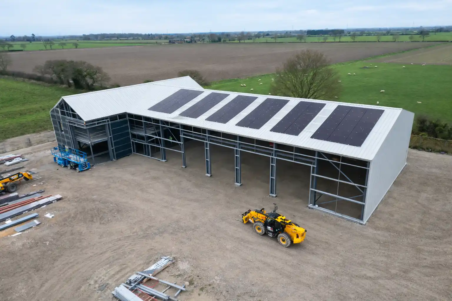 New build commercial warehouse with cladding and solar panels in Saxilby, Lincolnshire