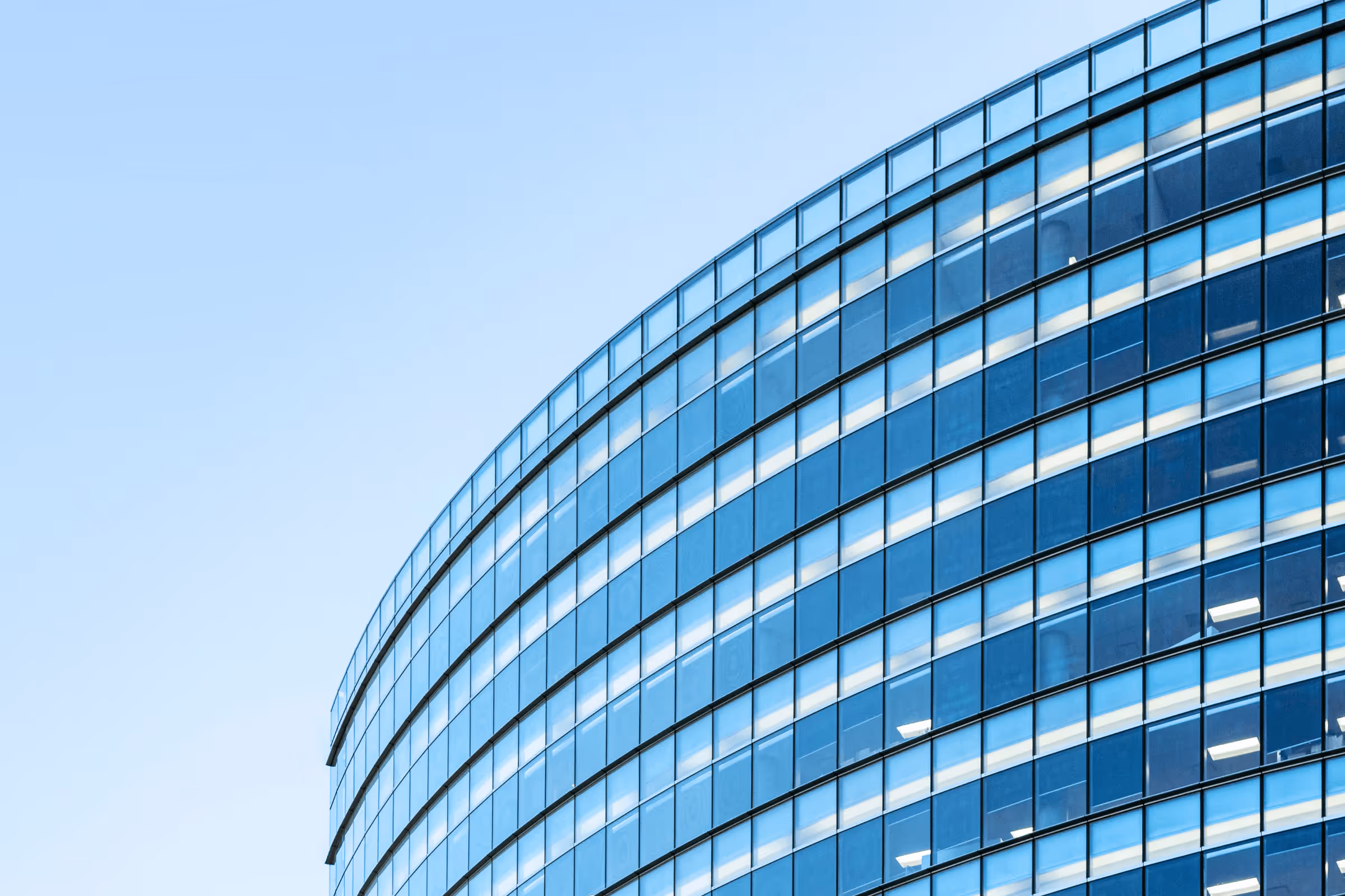 Curved glass building