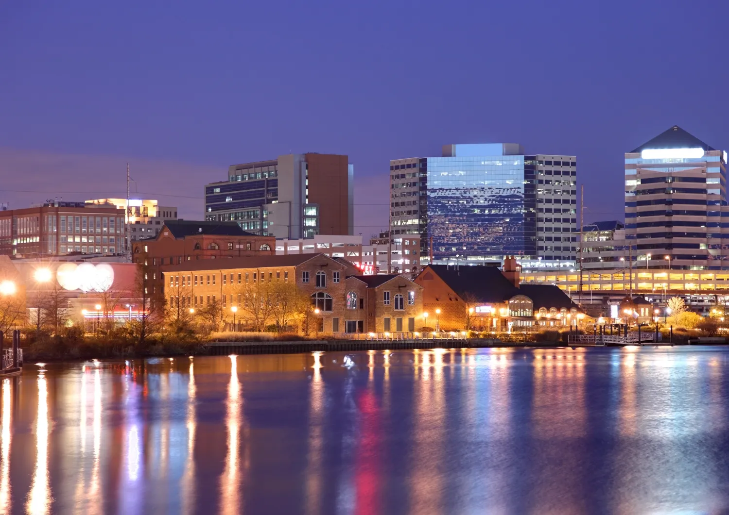 Wilmington, Delaware skyline at night.
