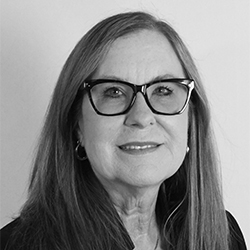 Kim McCabe-Ward Headshot