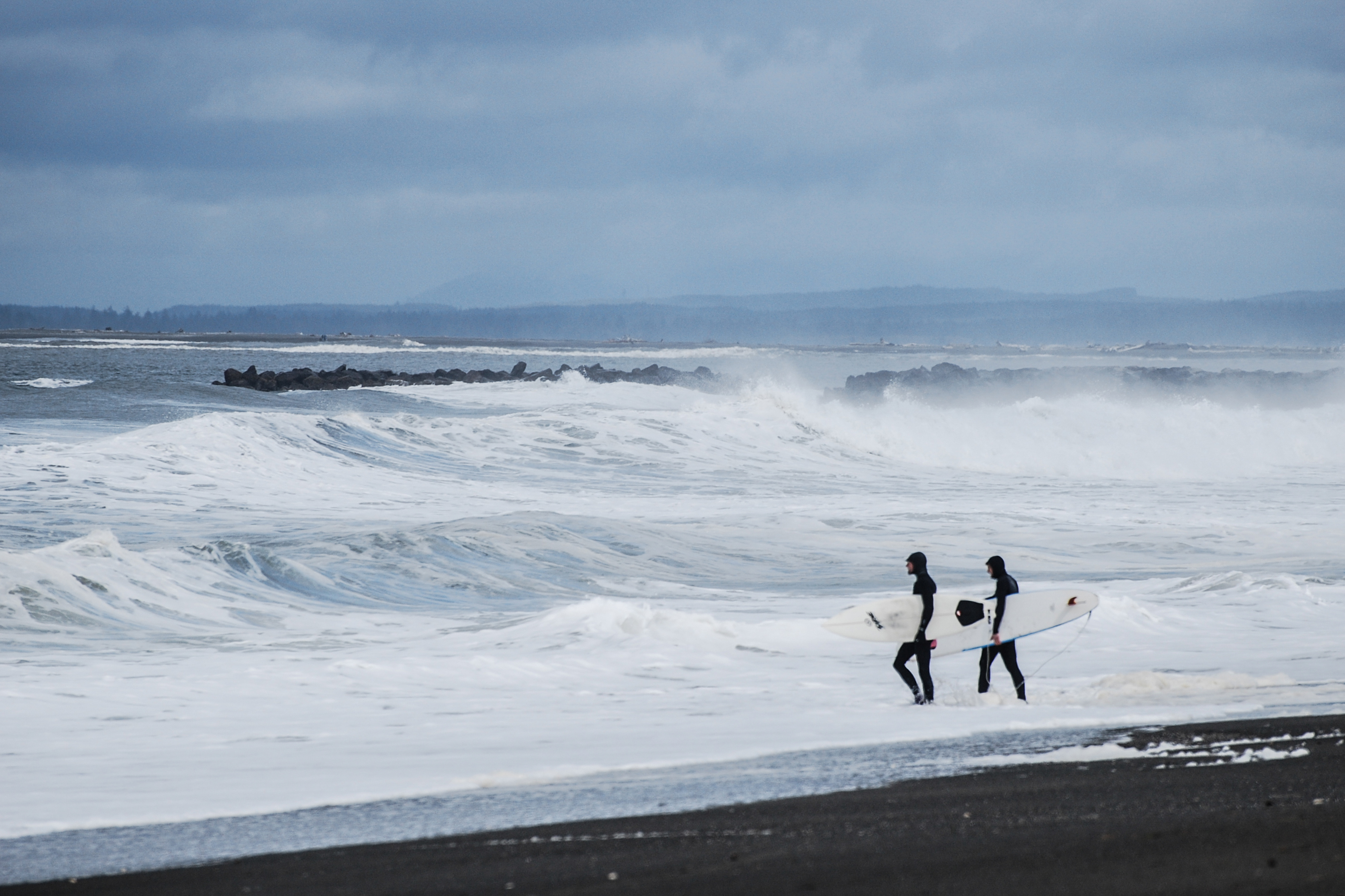 newest surf hotel in westport washington - gravity haus