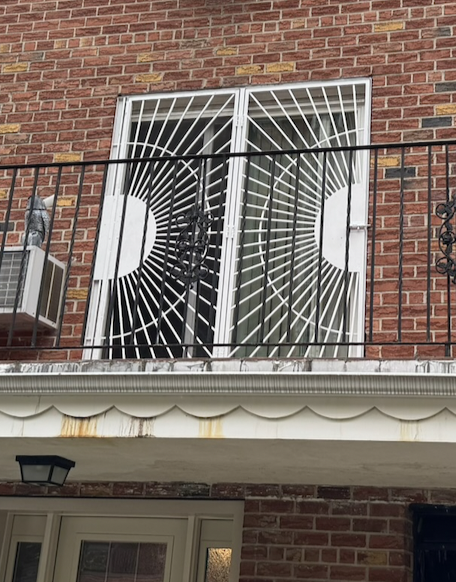 DG172 Mirror image sunshine terrace doors