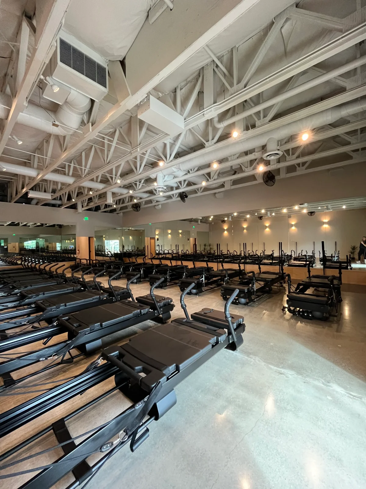 SOLOS Laguna Niguel Studio exterior