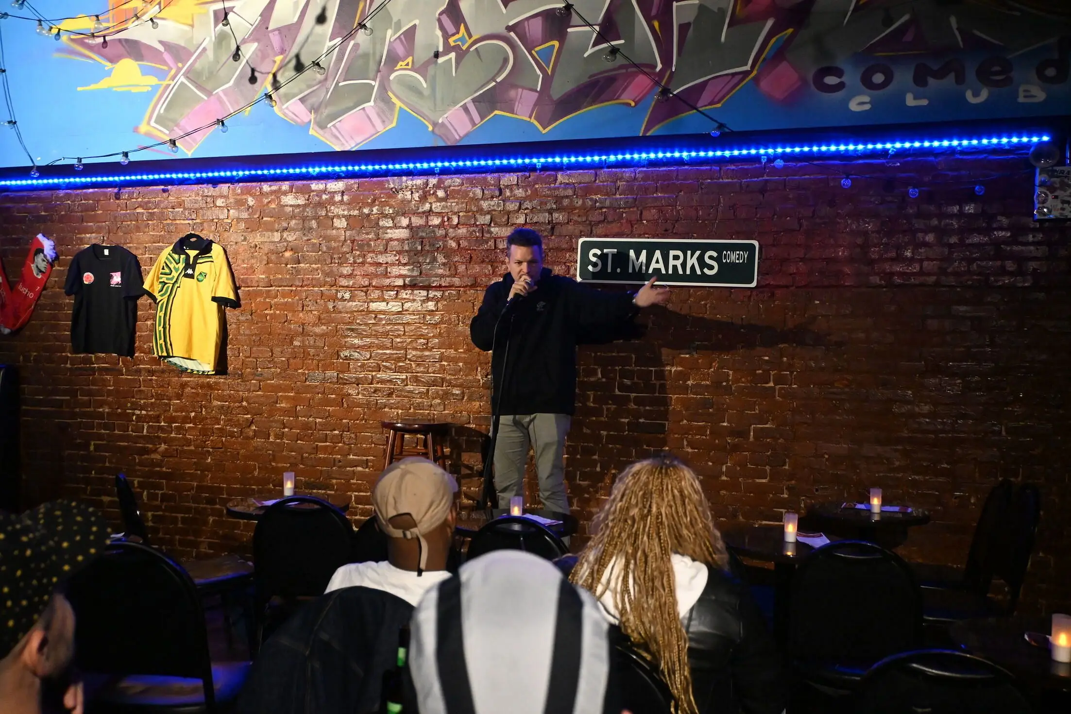 SATURDAY EARLY EVENING SHOW