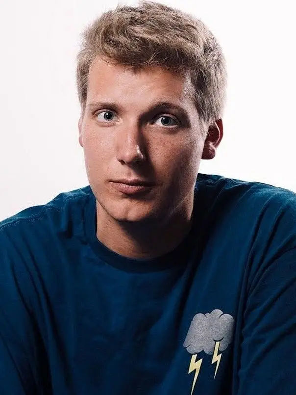 Chris Barnes (HILARIOUS VIRAL REELS), Macy Kwok (NYCOMEDY FEST), James Like LeBron (PUERTO RICAN COMEDY FESTIVAL)