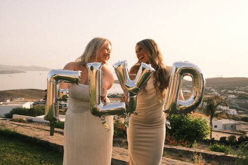 Flyd Media Marketing Agency. Digital Marketing. Content Creation. Photography. Aesthetic Branding.