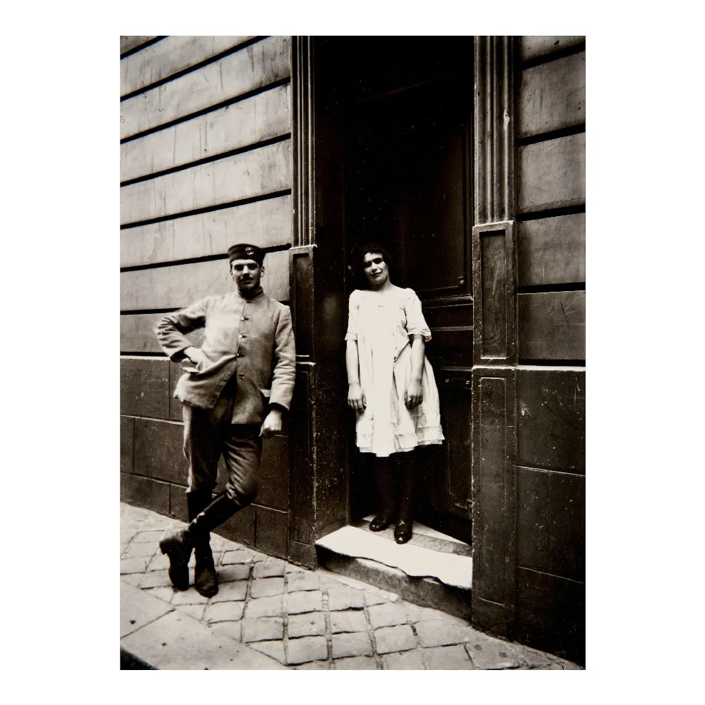 Versailles, femme et soldat, maison close, 1921