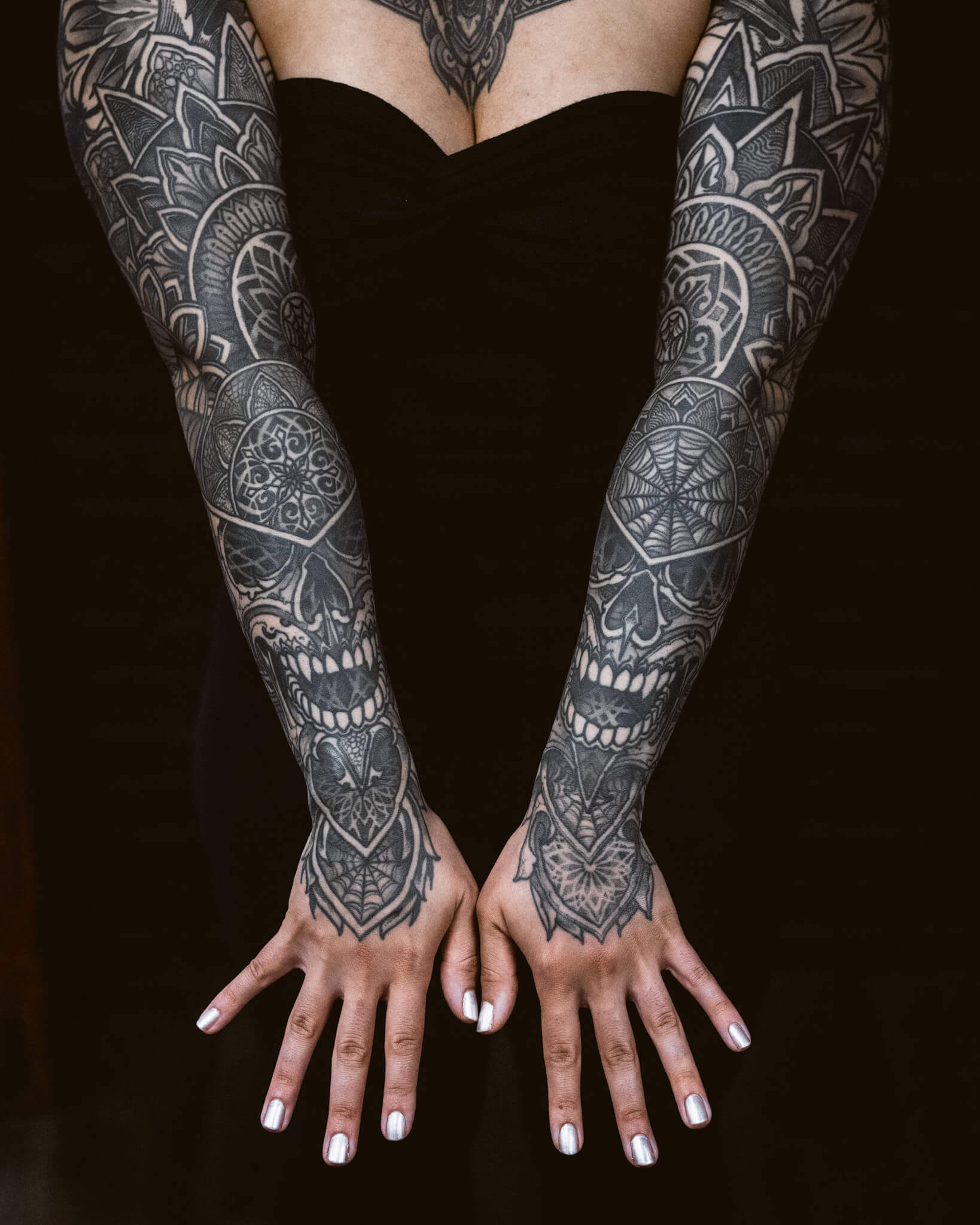 Hand tattoos are one of the most visible, personal, and bold choices in body art. Whether you're drawn to intricate finger designs, striking knuckle lettering, or an expressive back-of-hand composition, your hands offer a canvas that's always on display. This guide covers the best hand tattoo ideas for men and women, placement options, styles, pain levels, and everything you need to know before booking at Monolith Studio, Brooklyn.