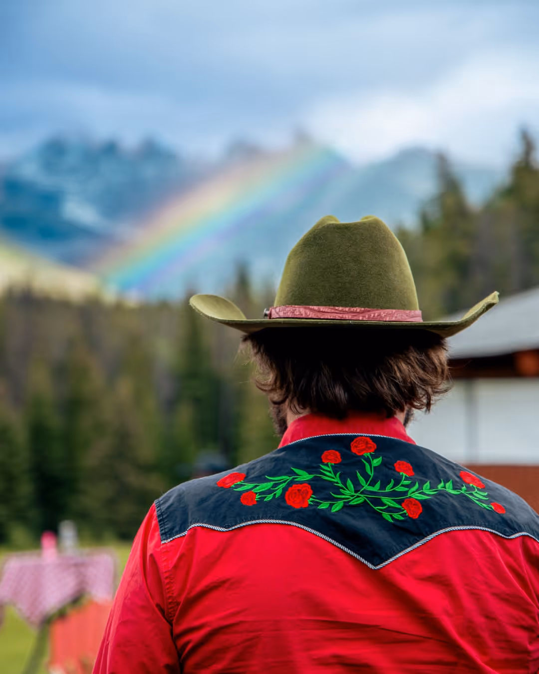 🤠 Happy Stampede, y’all!

If the Calgary crowds have you dreaming of wide open spaces, saddle up and head to Banff Park Ranch. We’re serving up that same western spirit, just with a mountain view. 🌄

Join us for our Western BBQ & Barn Dance on select Fridays and Sundays, where the boots still stomp, the Alberta beef is sizzling, and the good times keep rolling.

🎟 Tickets are still available for our next event on Sunday, July 6th — don’t miss it!

Link in bio to book.

#BanffParkRanch #WesternBBQ #BarnDance #CalgaryStampede #BanffEvents #LiveCountryMusic #BanffNightlife #CanadianRockies #AlbertaWestern #FamilyFriendlyBanff