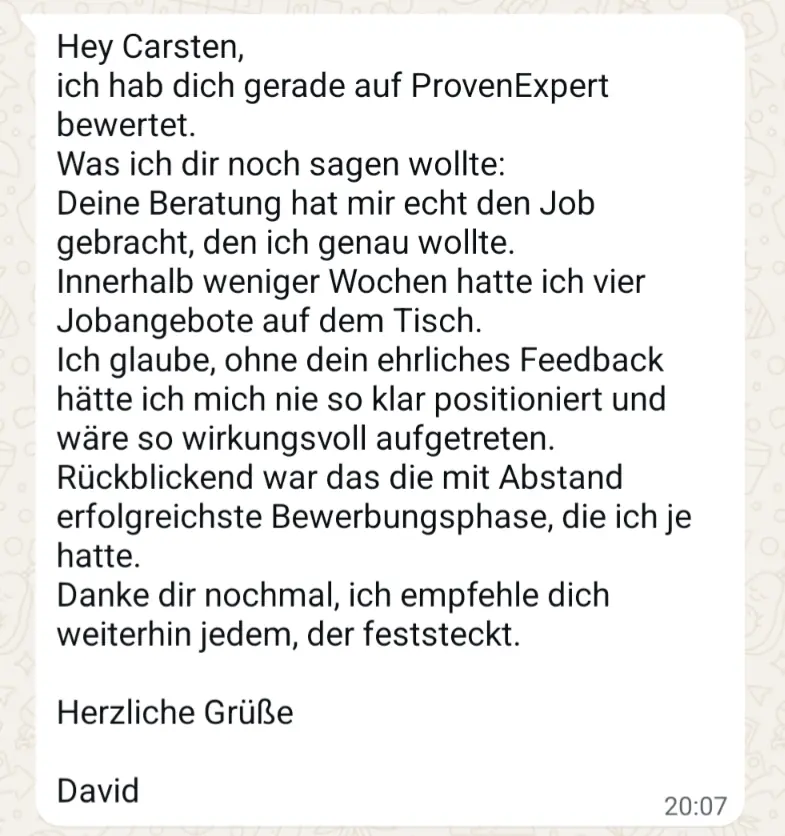 WhatsApp-Nachricht von David: Jobziel erreicht, vier Angebote, stärkste Bewerbungsphase – nach dem Bewerbungstraining