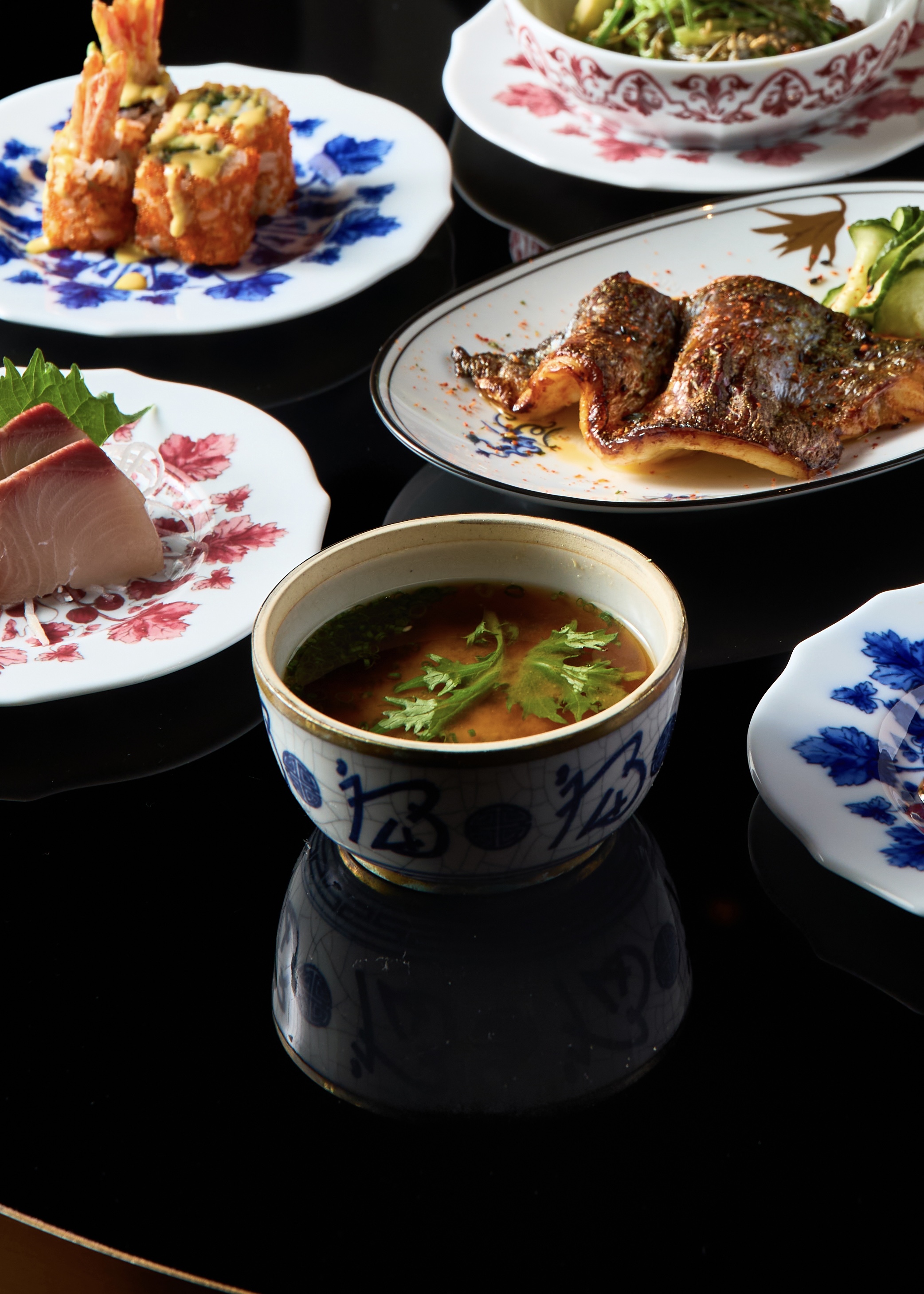 UNI Paris au déjeuner, restaurant japonais rue de La Trémoille, Triangle d'Or