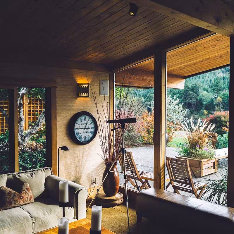 garden room boho style with rustic elements