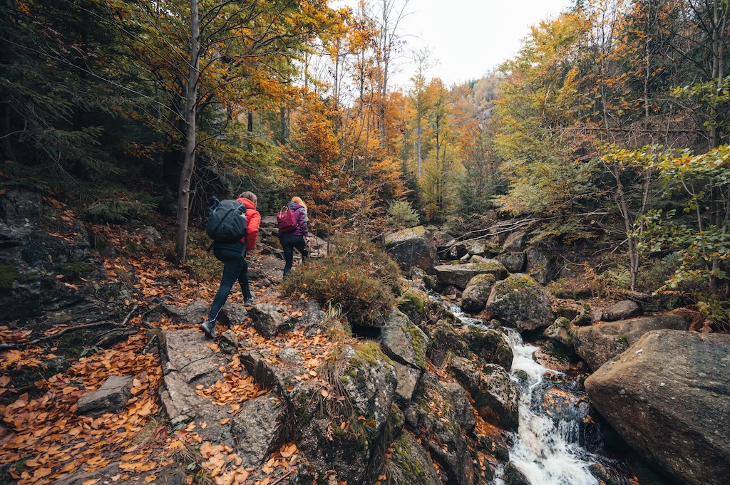 Vyměňte porady za výhledy – teambuildingy v Jizerkách