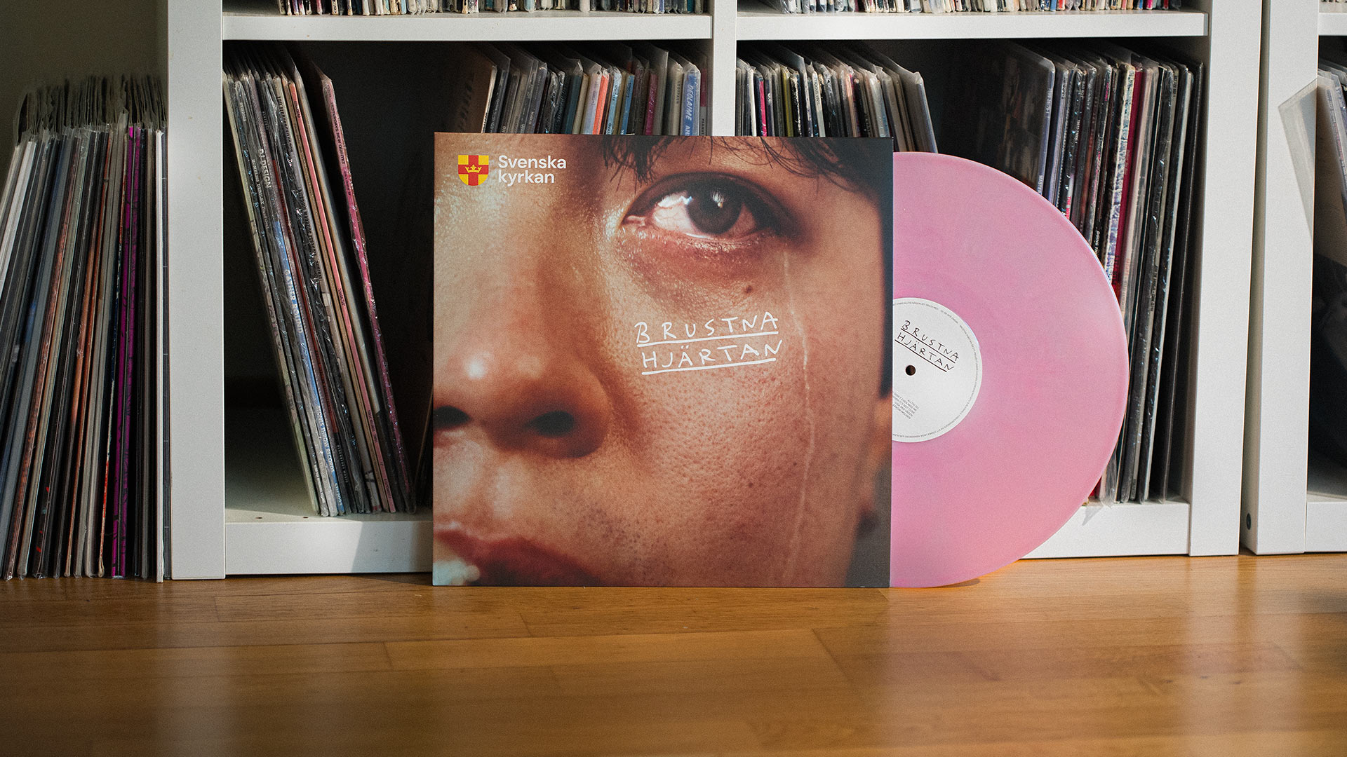 Brustna hjärtan campaign for Svenska kyrkan by Kid Collective