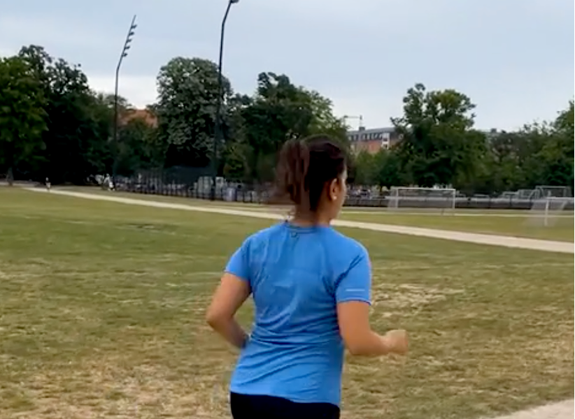 Navita, som er kommet tilbage til løb efter et Rehab-forløb hos LøberLab
