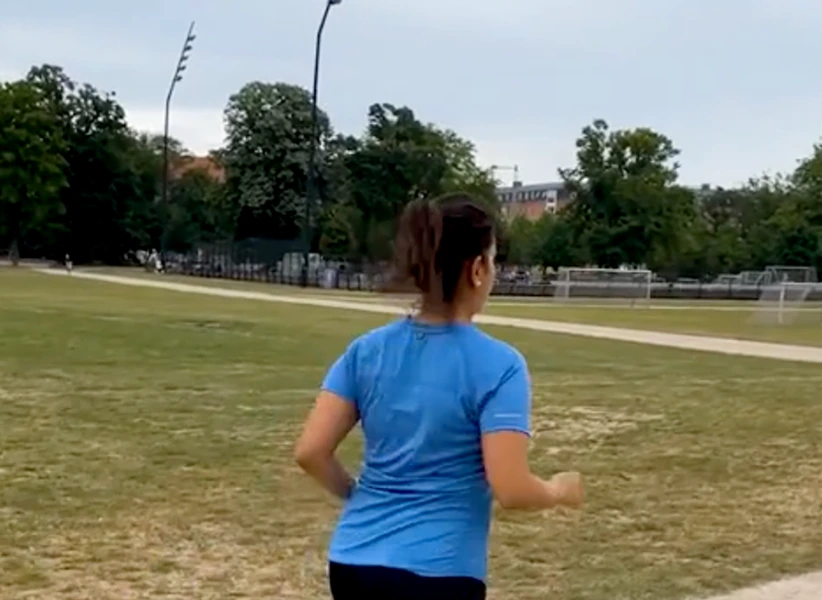 Navita, som er kommet tilbage til løb efter et Rehab-forløb hos LøberLab