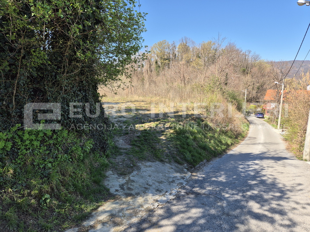 PRODAJA GRAĐEVINSKO ZEMLJIŠTE - ZAGREB - GORNJE VRAPČE