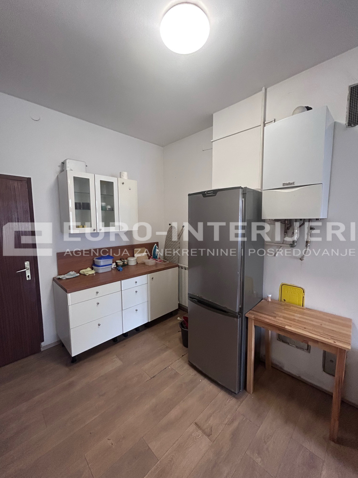 Poslovni prostor 82,35 m², Ogrizovićeva, BEZ PROVIZIJE!
