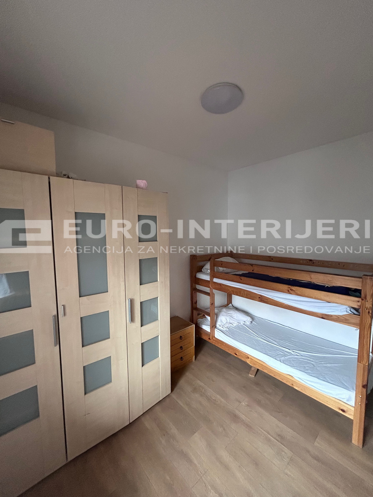 Poslovni prostor 82,35 m², Ogrizovićeva, BEZ PROVIZIJE!