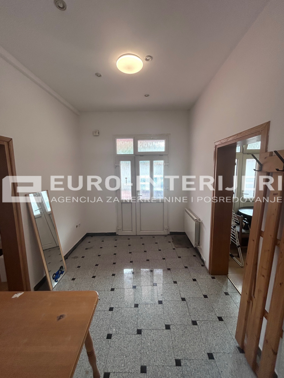 Poslovni prostor 82,35 m², Ogrizovićeva, BEZ PROVIZIJE!