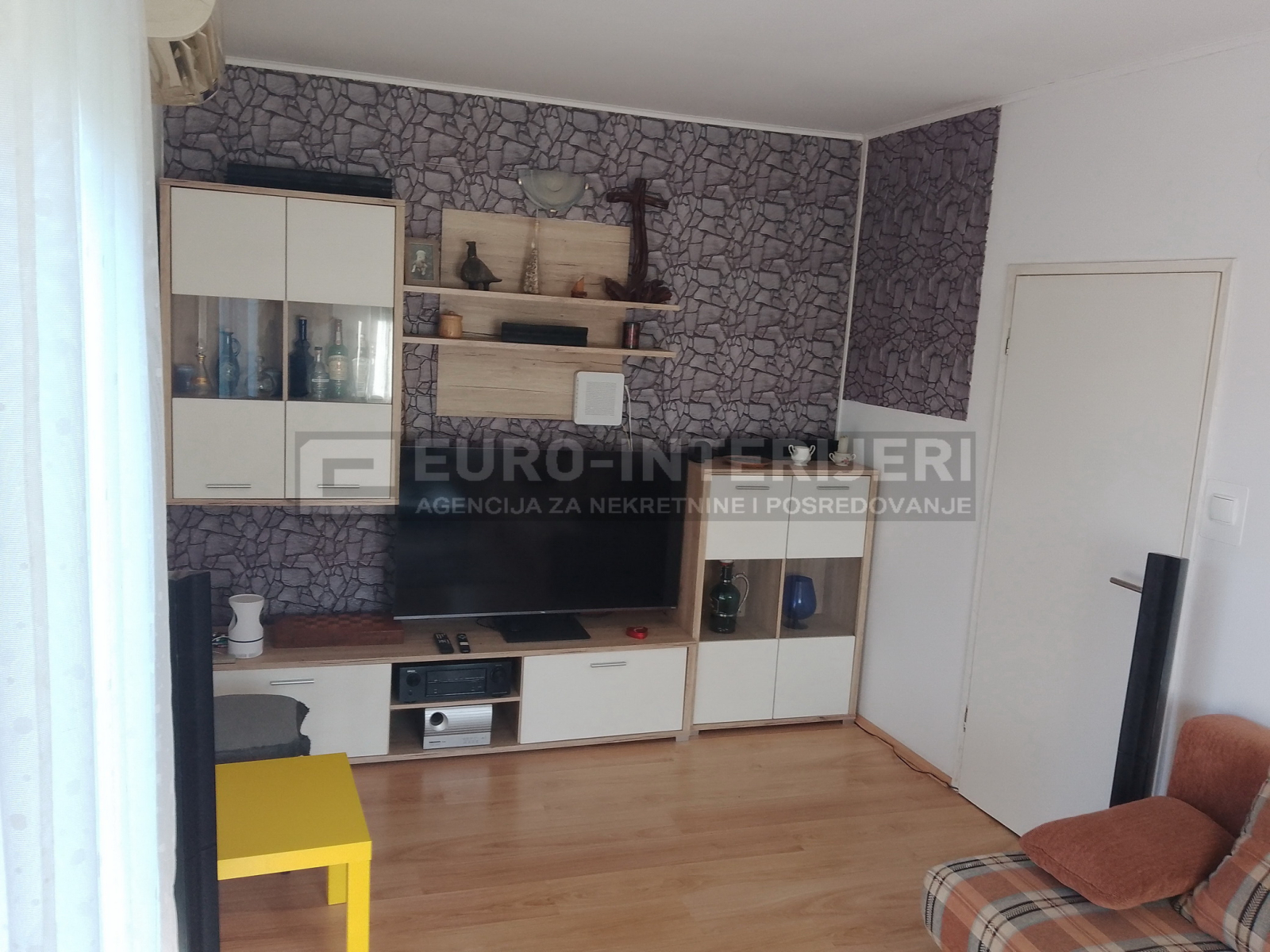 Kuća: Sobočani, s uređenom okućnicom BEZ PROVIZIJE!