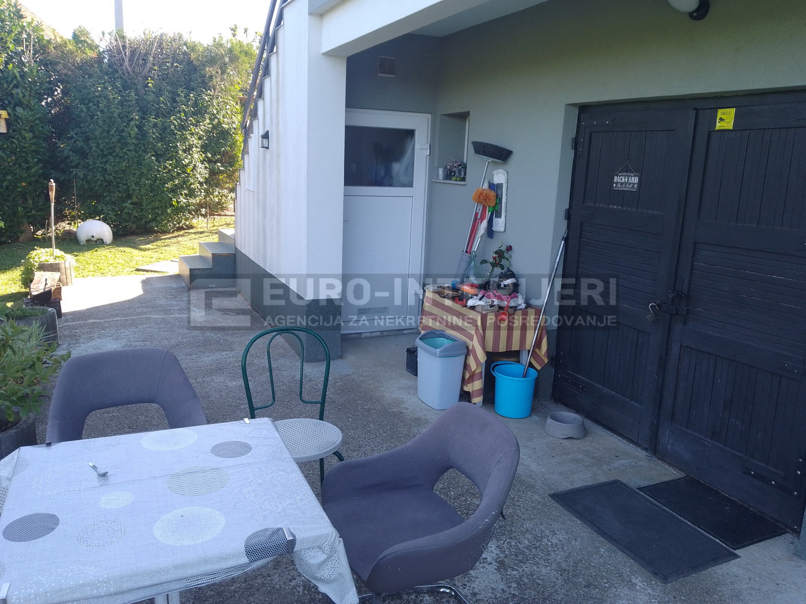 Kuća: Sobočani, s uređenom okućnicom BEZ PROVIZIJE!