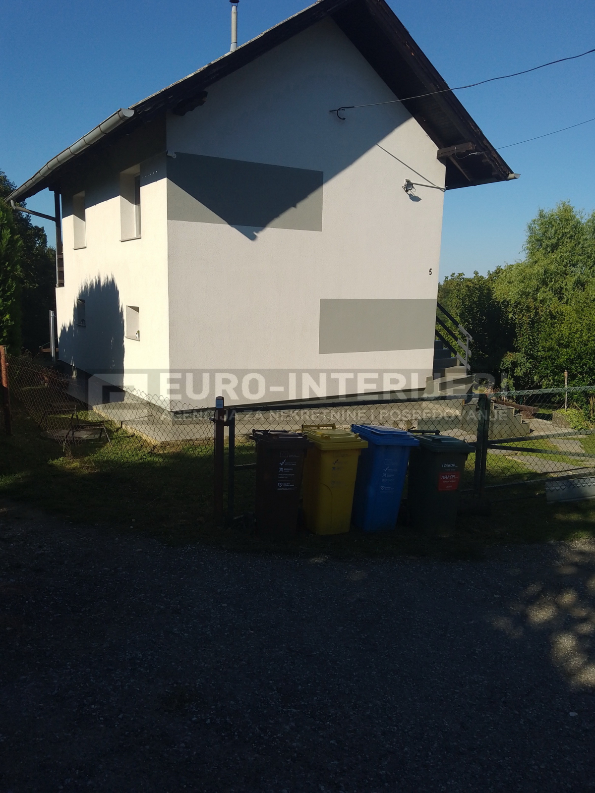 Kuća: Sobočani, s uređenom okućnicom BEZ PROVIZIJE!