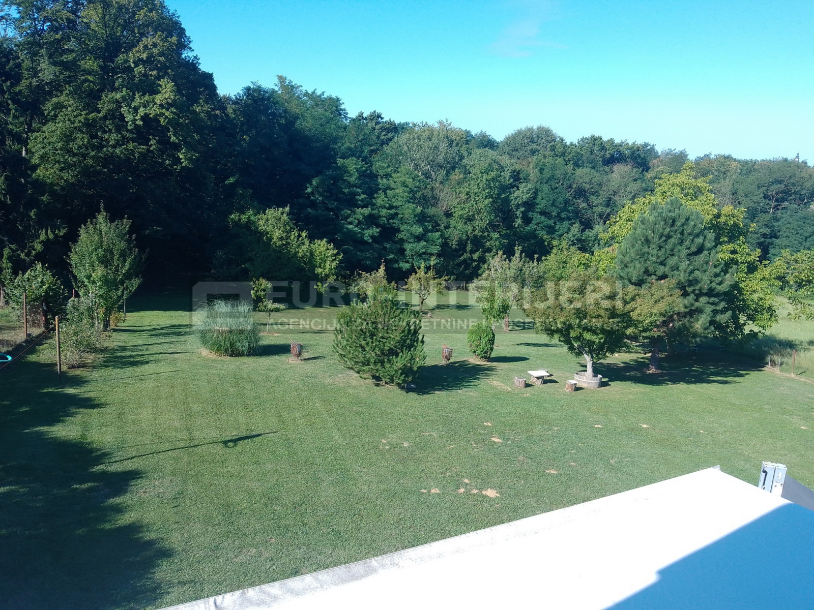 Kuća: Sobočani, s uređenom okućnicom BEZ PROVIZIJE!