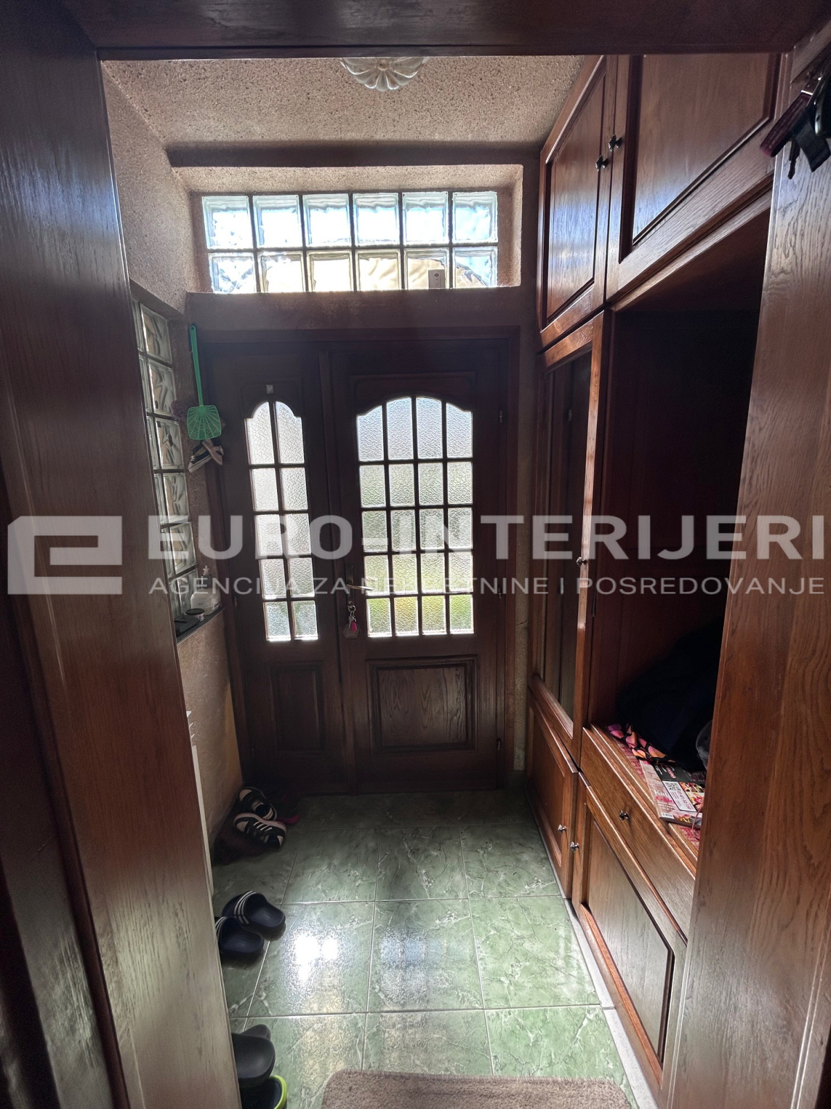 Prodaje se obiteljska kuća, Trnje - Sigećica 74,42 m2